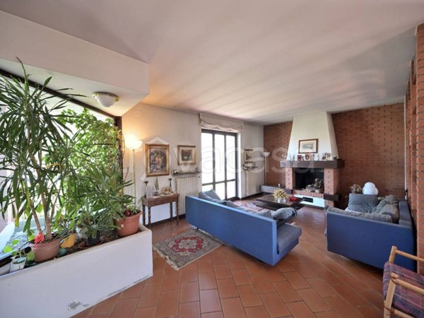 casa indipendente in vendita a Vigevano