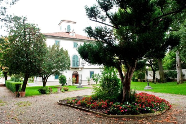 casa indipendente in vendita a Vigevano