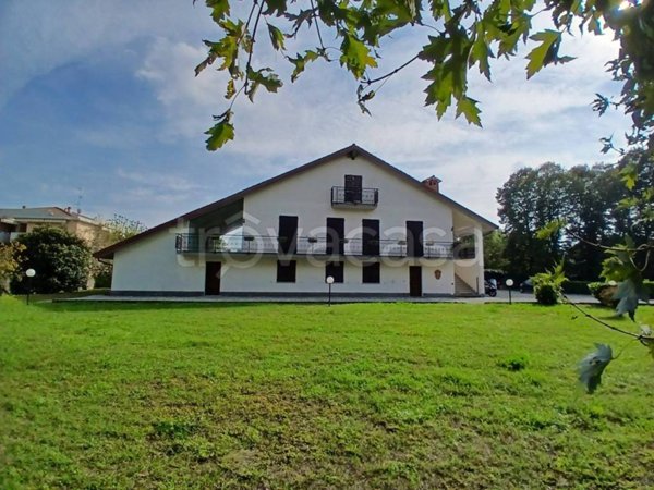 casa indipendente in vendita a Vigevano