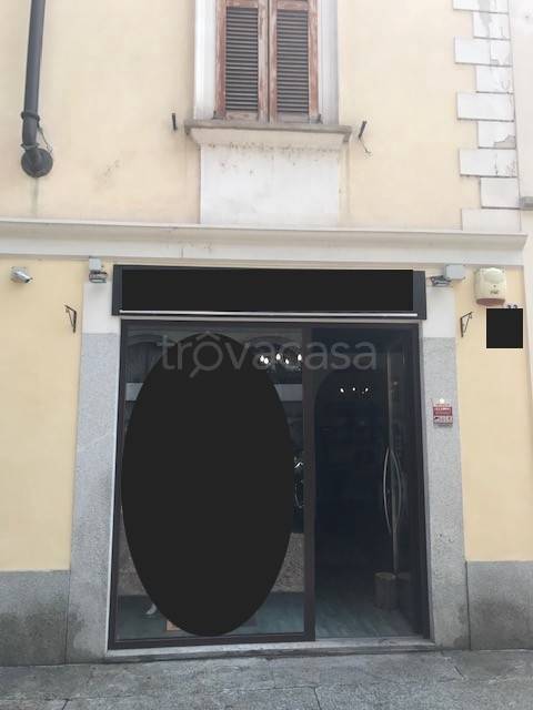 negozio in vendita a Vigevano