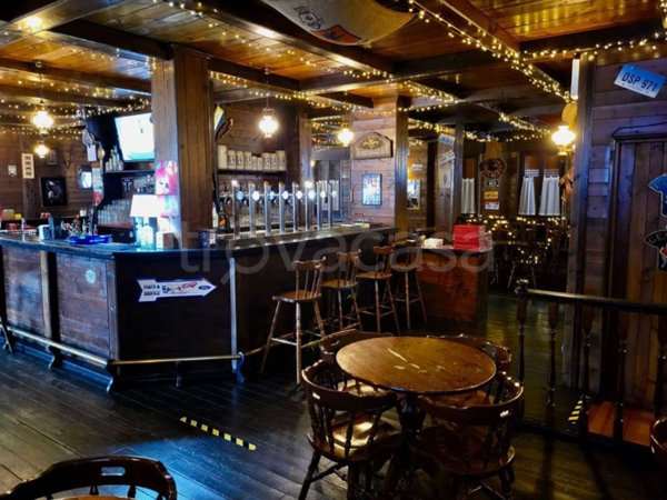 negozio in vendita a Vigevano