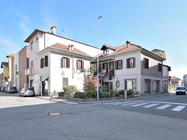 negozio in vendita a Vigevano