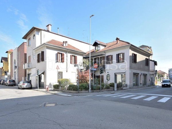 negozio in vendita a Vigevano