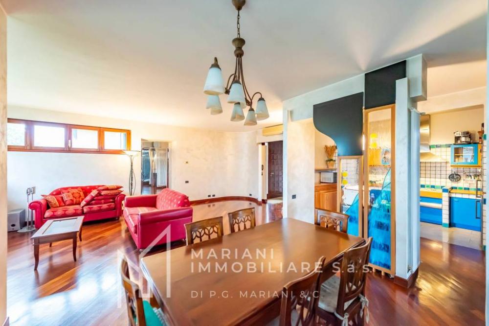 casa indipendente in vendita a Vigevano