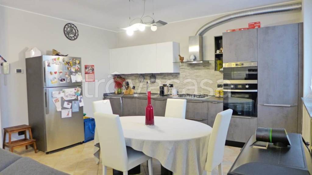 appartamento in vendita a Vigevano in zona Morsella