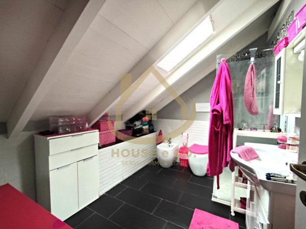 casa indipendente in vendita a Vigevano