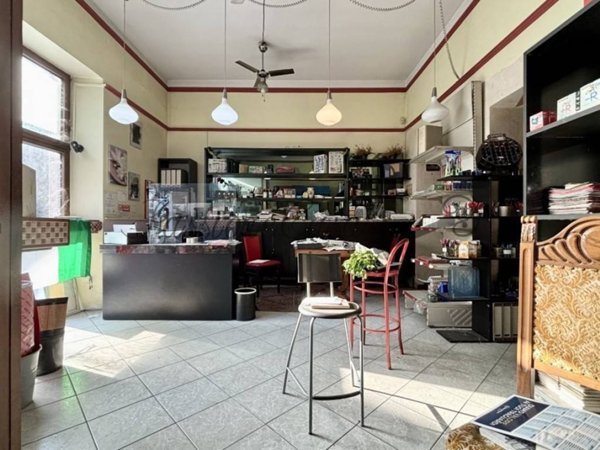 negozio in vendita a Vigevano