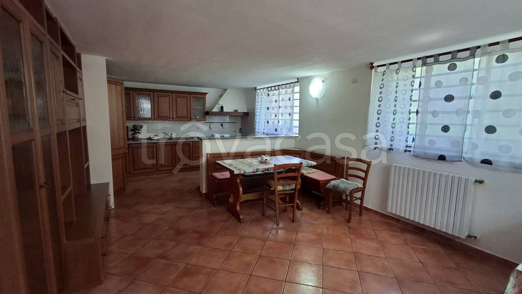 casa indipendente in vendita a Vigevano