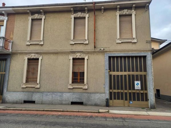 casa indipendente in vendita a Vigevano