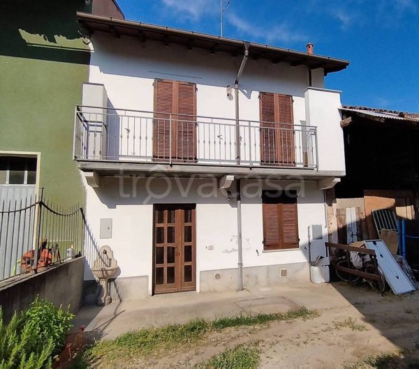 casa indipendente in vendita a Vigevano