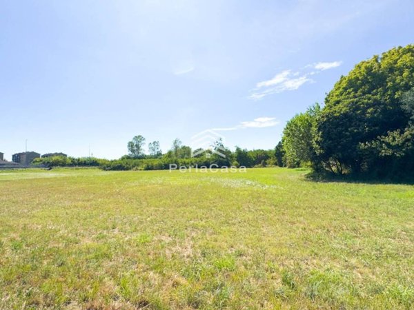 terreno edificabile in vendita a Vigevano