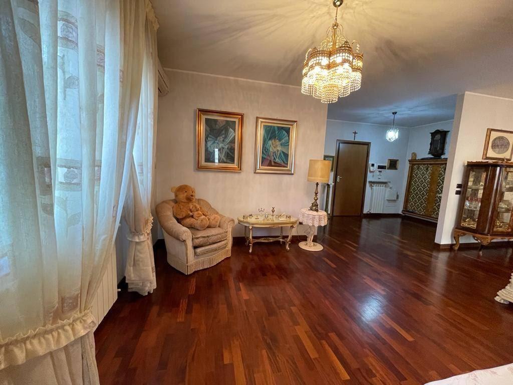 appartamento in vendita a Vigevano