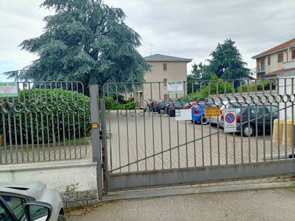 casa indipendente in vendita a Vigevano