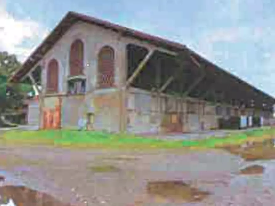 locale di sgombero in vendita a Vigevano