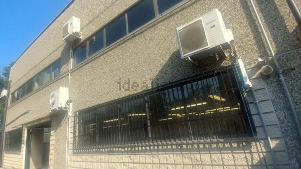 capannone in vendita a Vigevano