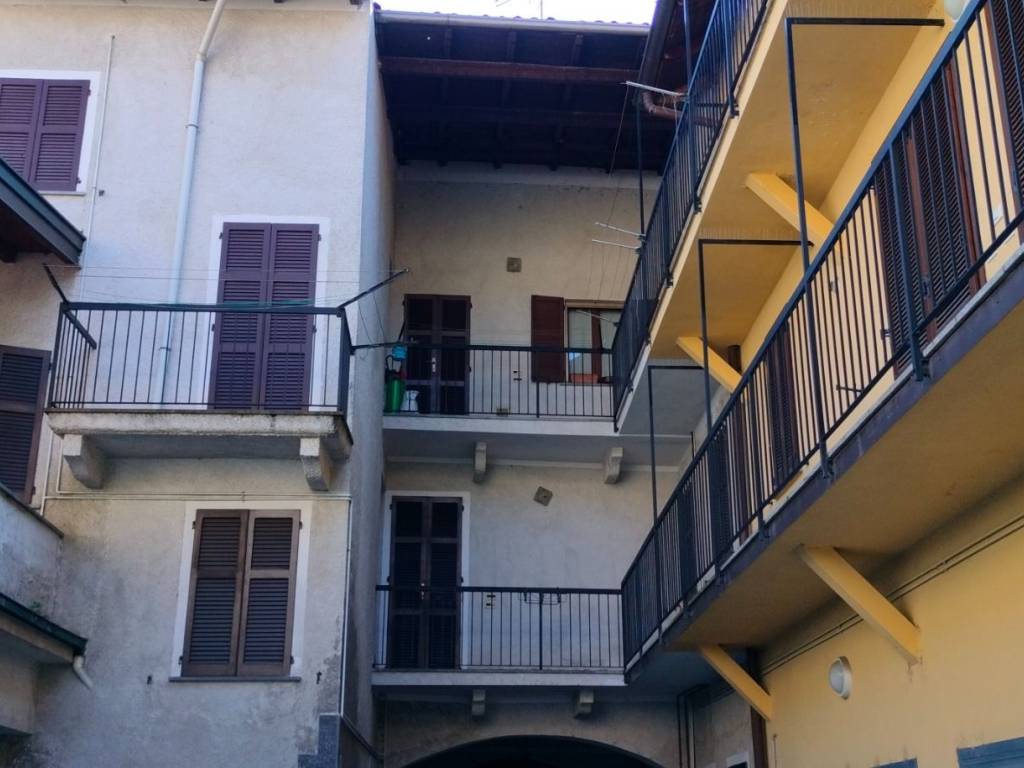 intera palazzina in vendita a Vigevano