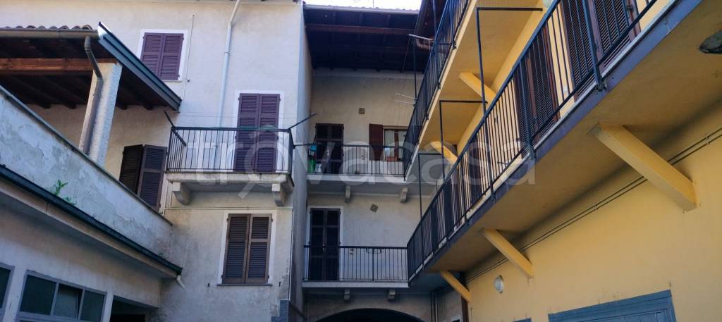 intera palazzina in vendita a Vigevano