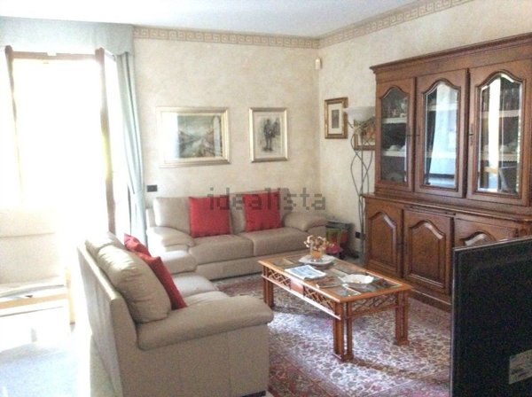 casa indipendente in vendita a Vigevano