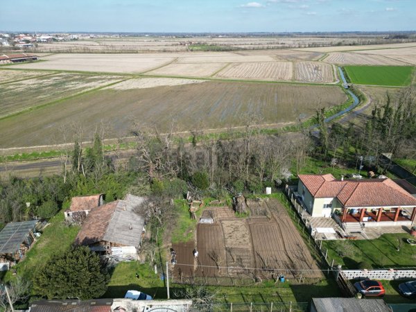 terreno edificabile in vendita a Vigevano