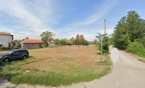 terreno edificabile in vendita a Vigevano