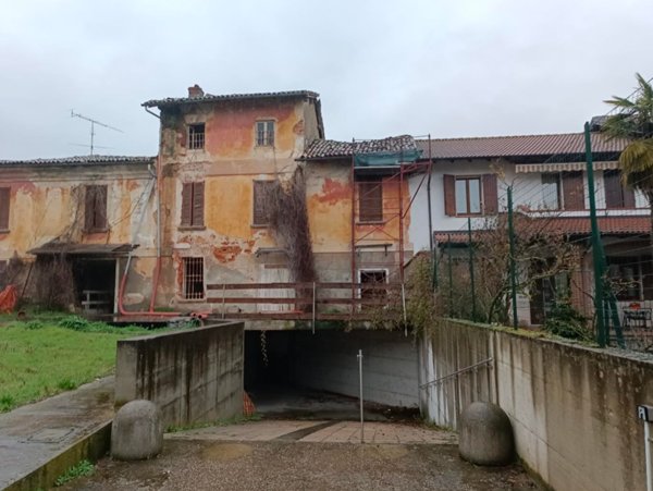 appartamento in vendita a Vigevano in zona Morsella