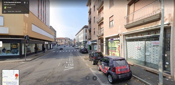 locale commerciale in vendita a Vigevano