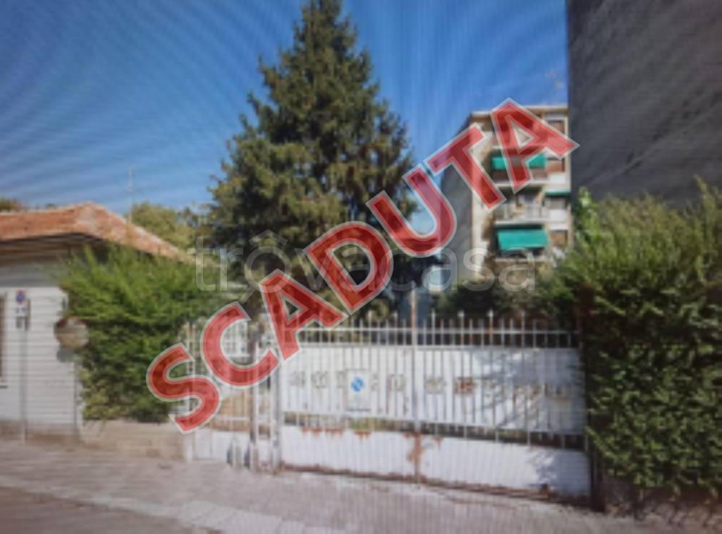 casa indipendente in vendita a Vigevano