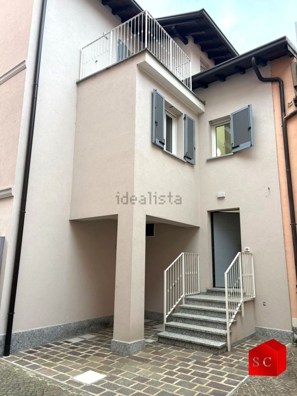 casa indipendente in vendita a Vigevano