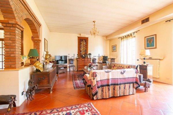 casa indipendente in vendita a Vigevano