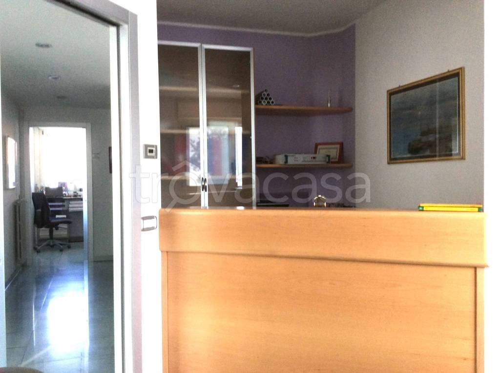 ufficio in vendita a Vigevano
