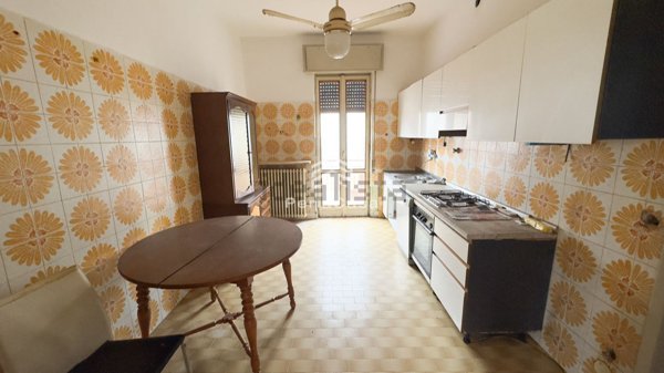 appartamento in vendita a Vigevano in zona Piccolini