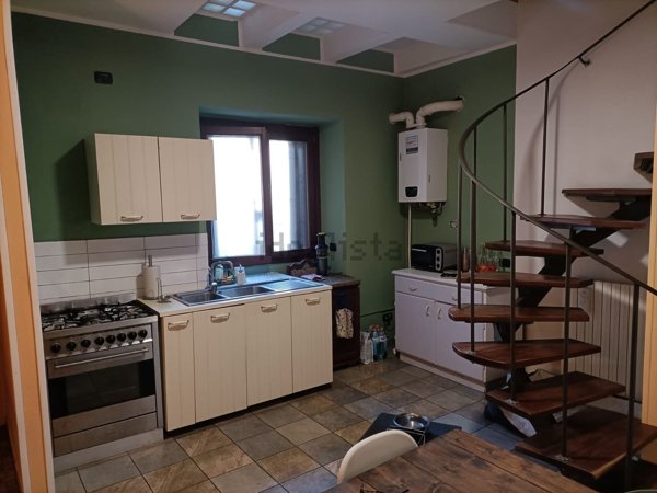 casa indipendente in vendita a Vigevano