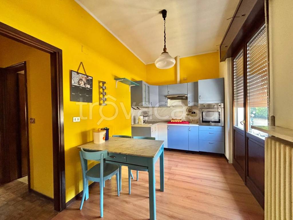 casa indipendente in vendita a Vigevano