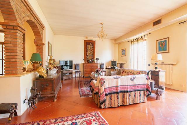 casa indipendente in vendita a Vigevano