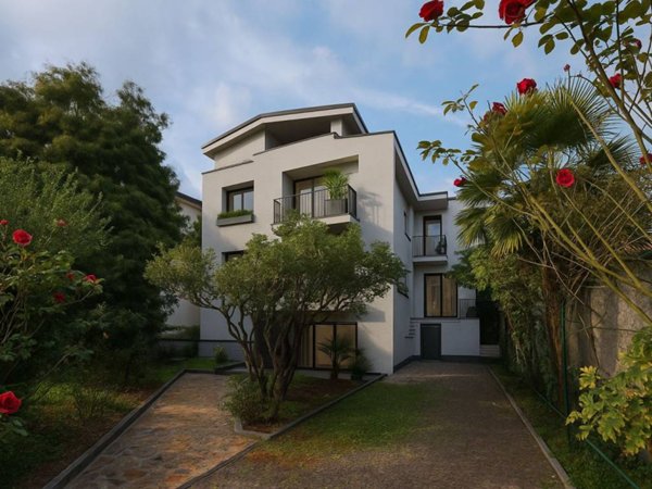 intera palazzina in vendita a Vigevano