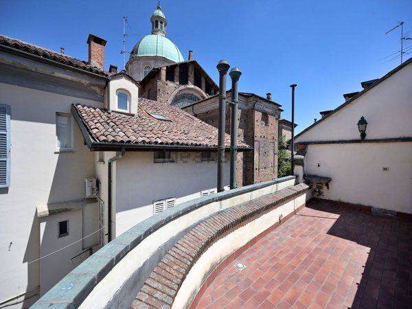 casa indipendente in vendita a Vigevano