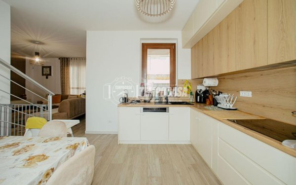 casa indipendente in vendita a Vigevano