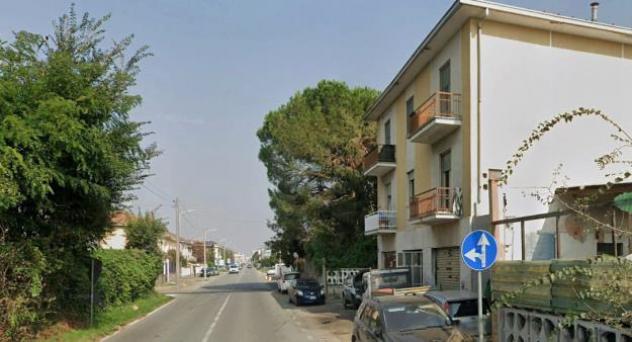 negozio in vendita a Vigevano