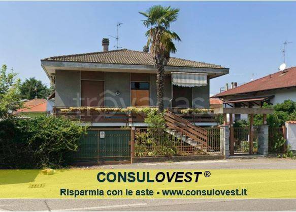 casa indipendente in vendita a Vigevano