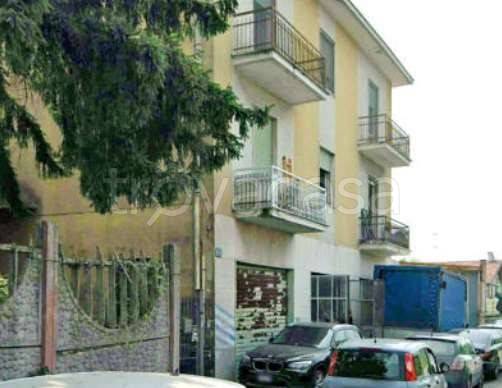 negozio in vendita a Vigevano