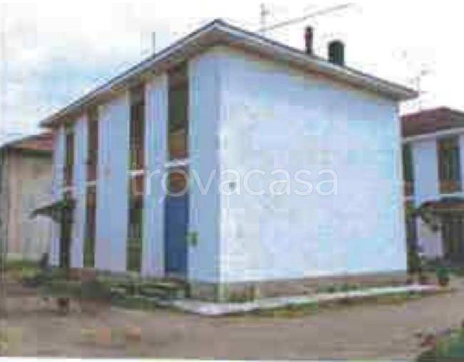 locale di sgombero in vendita a Vigevano