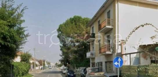 negozio in vendita a Vigevano