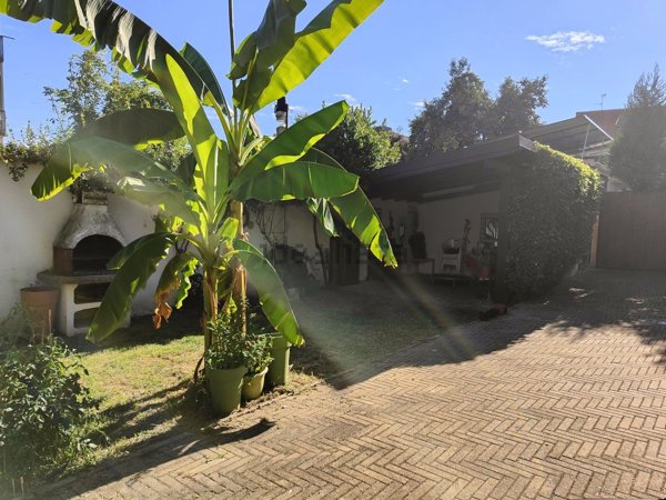casa indipendente in vendita a Vigevano