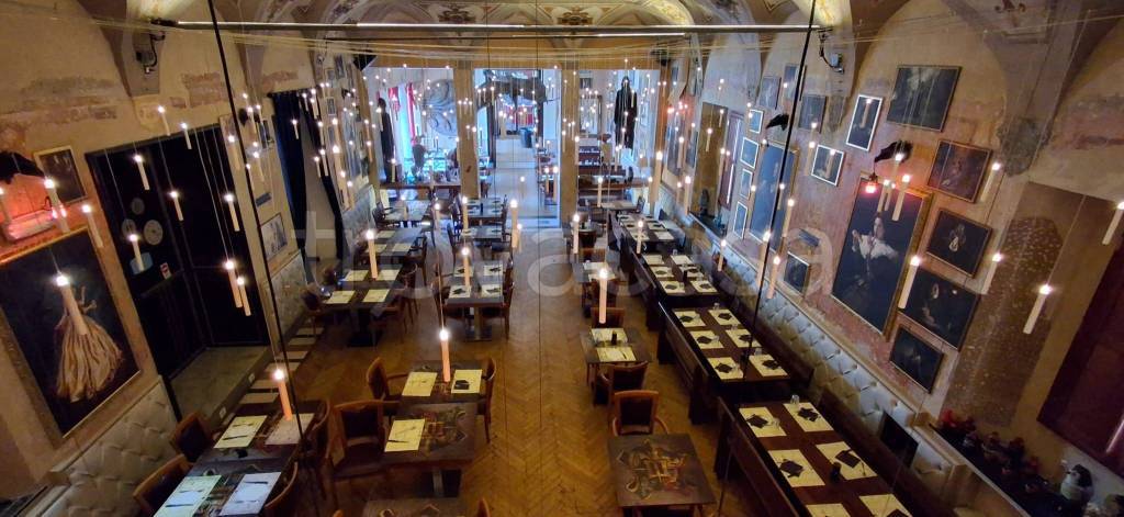 negozio in vendita a Vigevano