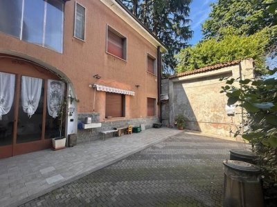 casa indipendente in vendita a Vigevano