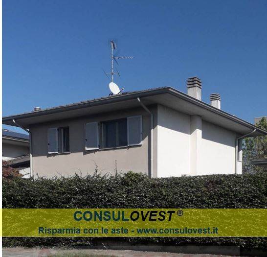 casa indipendente in vendita a Vigevano