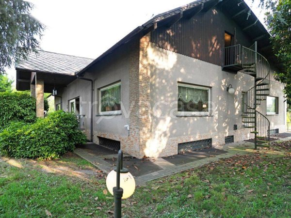 casa indipendente in vendita a Vigevano in zona Buccella