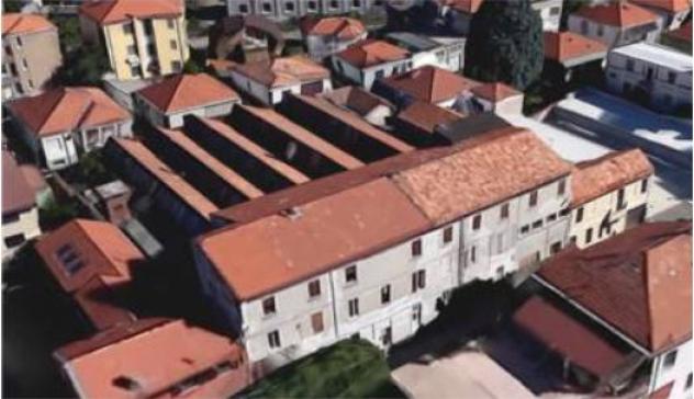 locale di sgombero in vendita a Vigevano