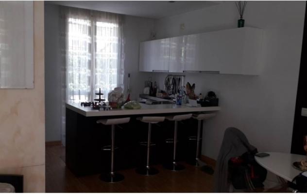 casa indipendente in vendita a Vigevano