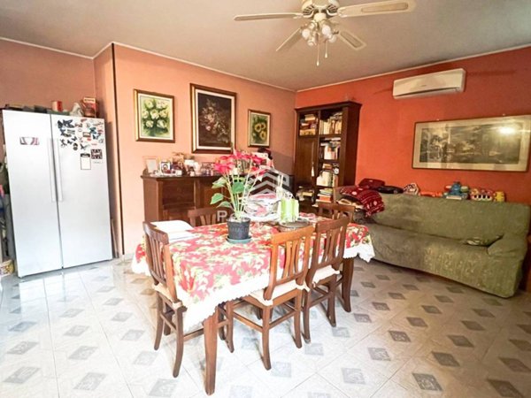 casa semindipendente in vendita a Vigevano